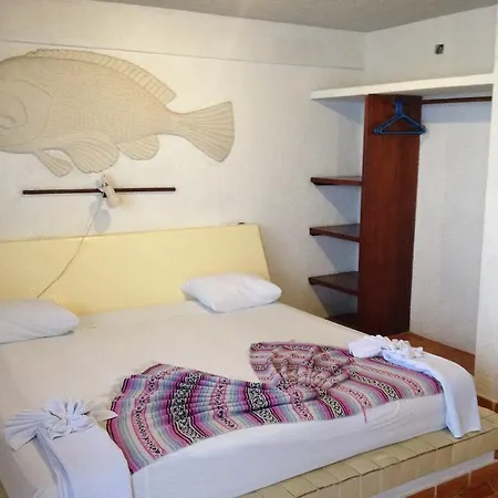 Safari Inn